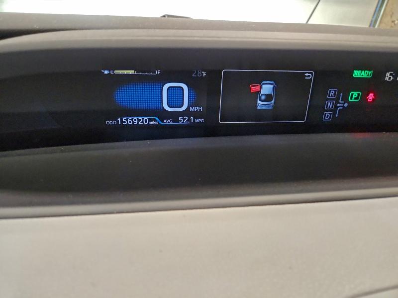 Фото 9 - TOYOTA PRIUS