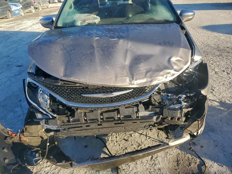 Фото 12 - CHRYSLER PACIFICA