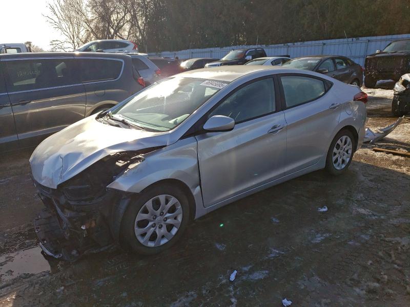 Фото 1 - HYUNDAI ELANTRA