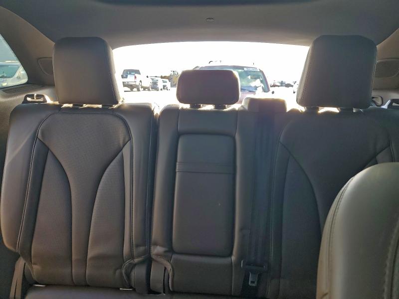 Фото 10 - LINCOLN MKZ