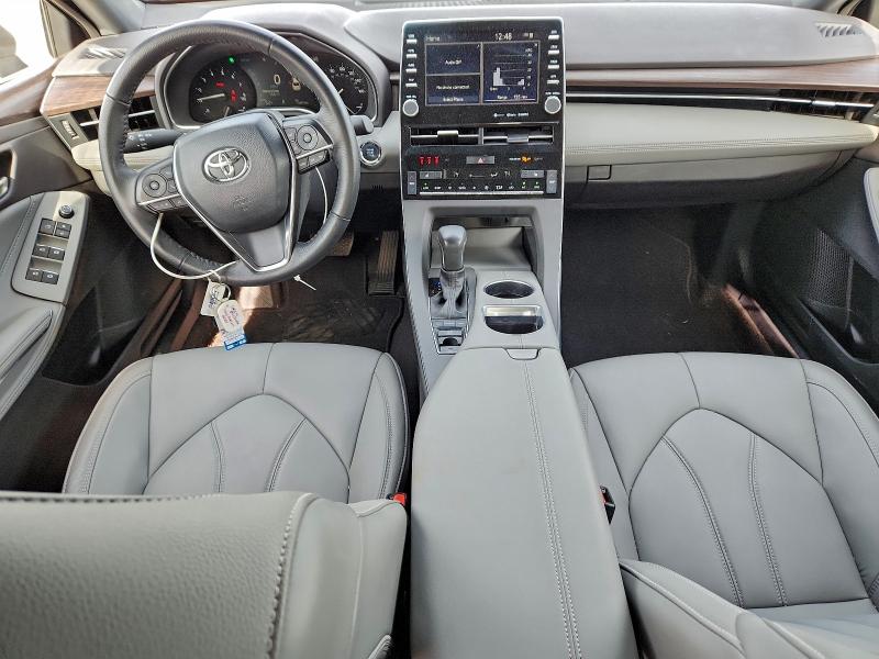 Фото 8 - TOYOTA AVALON