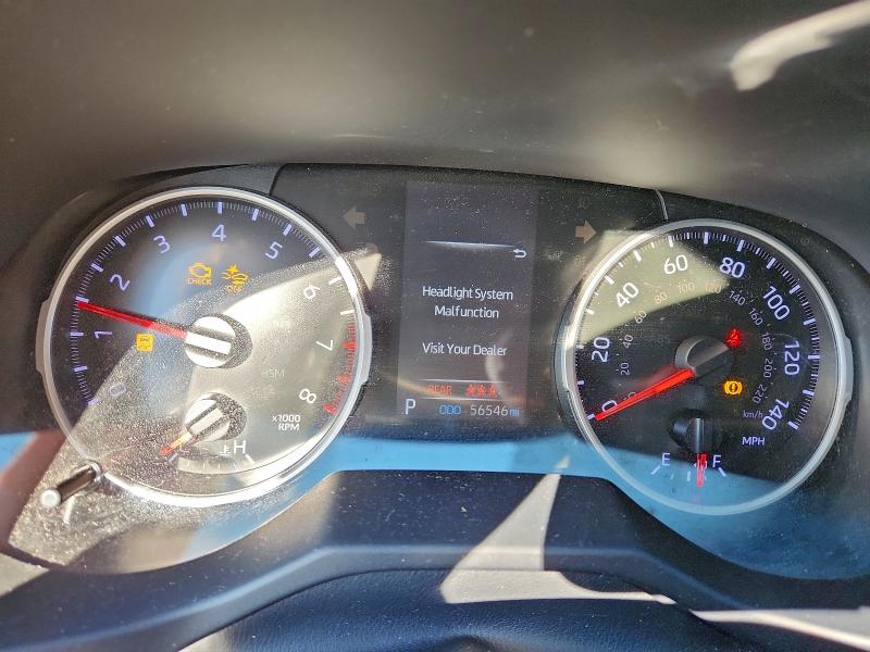 Фото 9 - TOYOTA RAV4