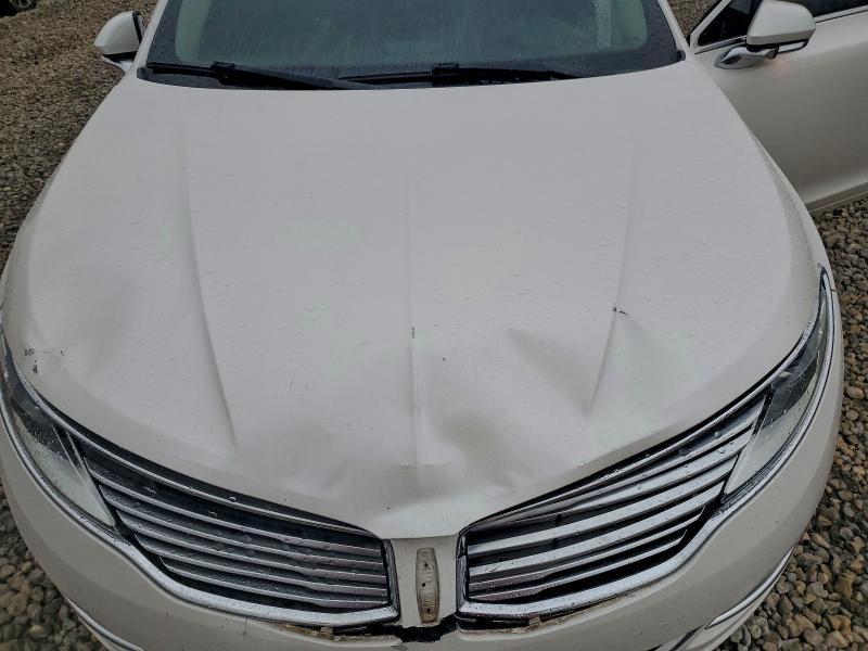 Фото 11 - LINCOLN MKZ