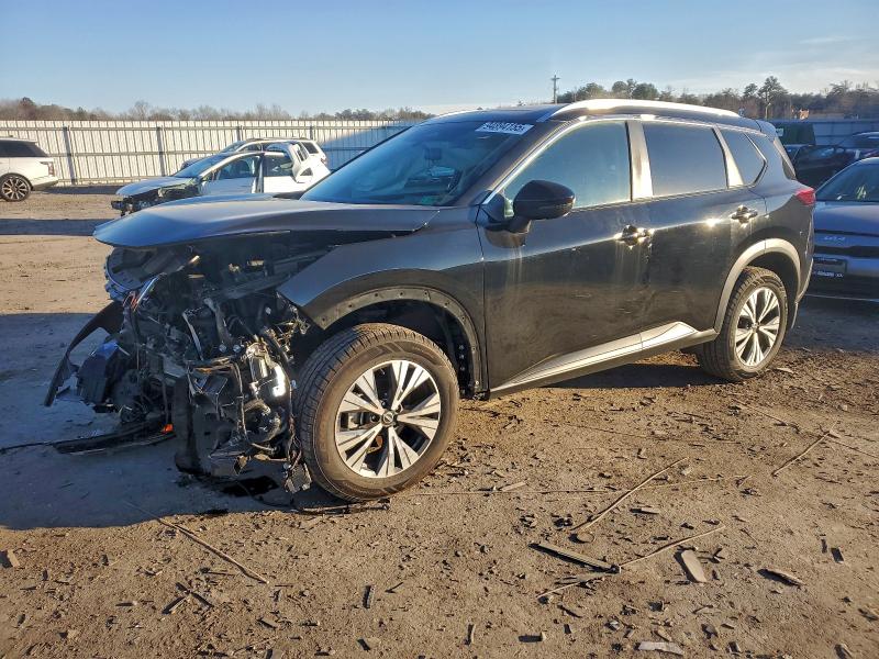 Фото 1 - NISSAN ROGUE