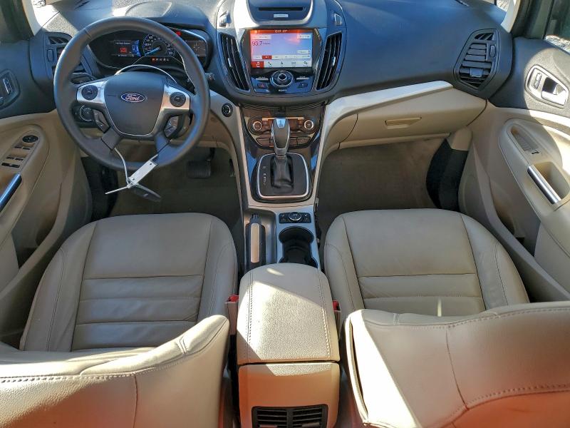 Фото 8 - FORD CMAX