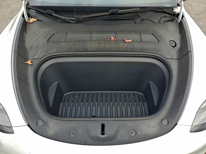 Фото 12 - TESLA MODEL Y