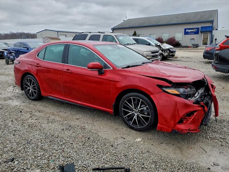 Фото 4 - TOYOTA CAMRY