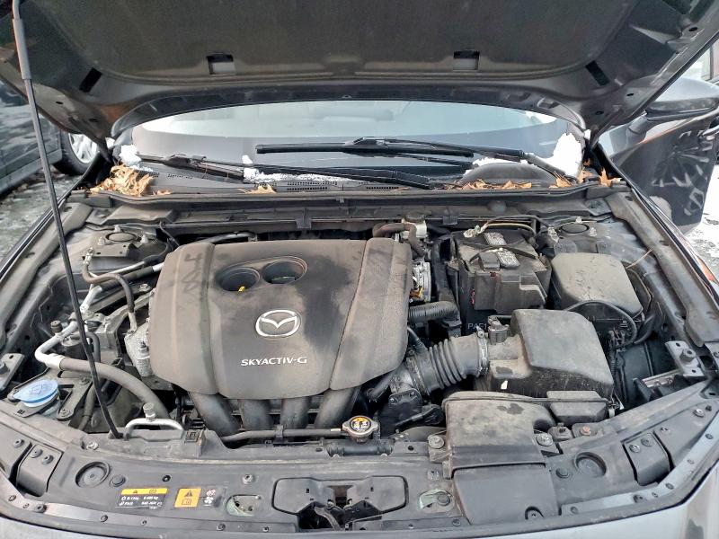 Фото 11 - MAZDA 3