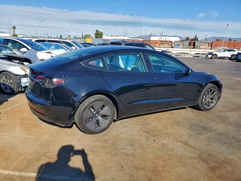 Фото 3 - TESLA MODEL 3