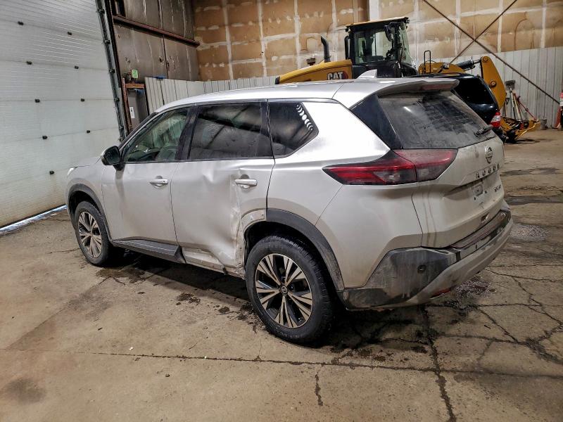 Фото 2 - NISSAN ROGUE