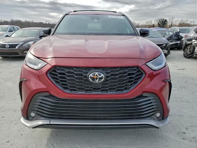 Фото 5 - TOYOTA HIGHLANDER