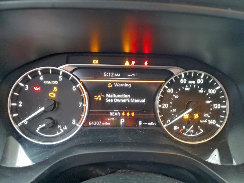 Фото 9 - NISSAN ROGUE