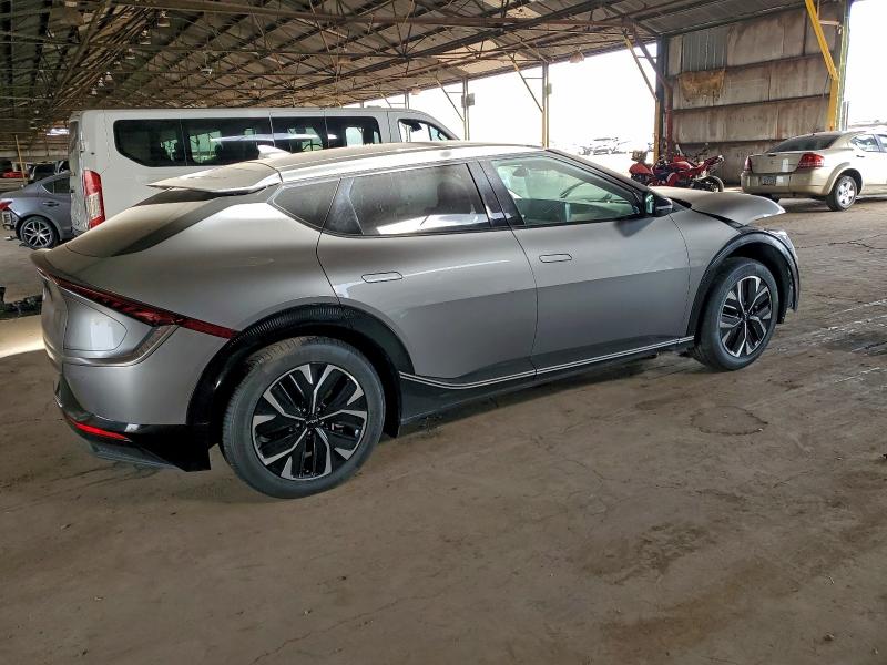 Фото 3 - KIA EV6 LIGHT