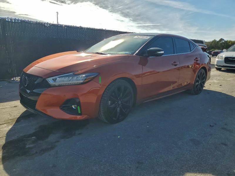 Фото 1 - NISSAN MAXIMA