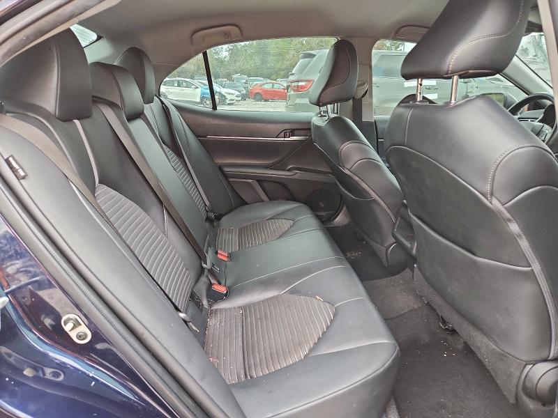 Фото 10 - TOYOTA CAMRY