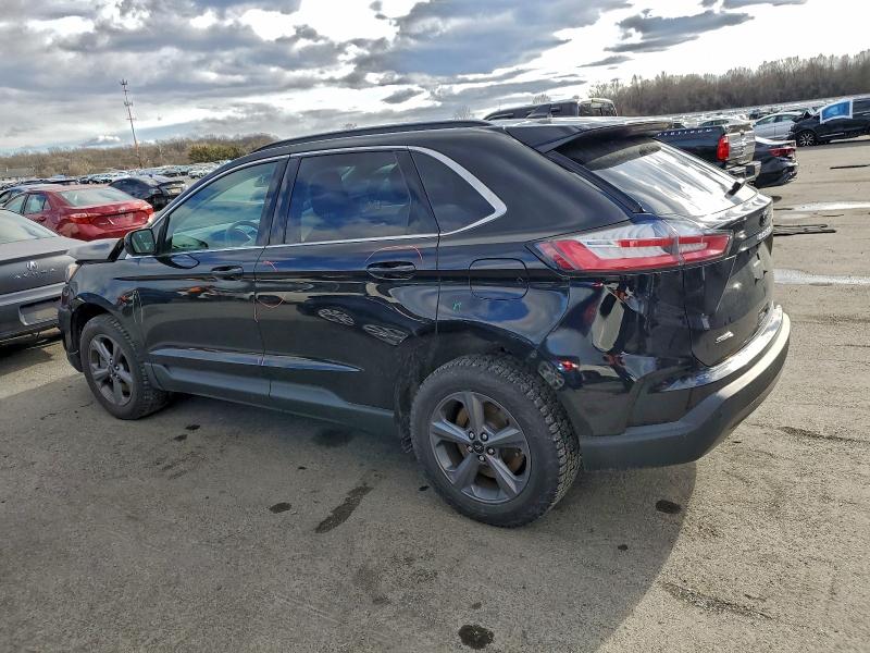 Фото 2 - FORD EDGE