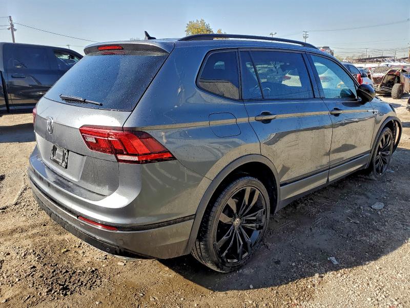 Фото 3 - VOLKSWAGEN TIGUAN