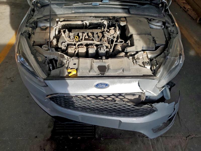 Фото 11 - FORD FOCUS