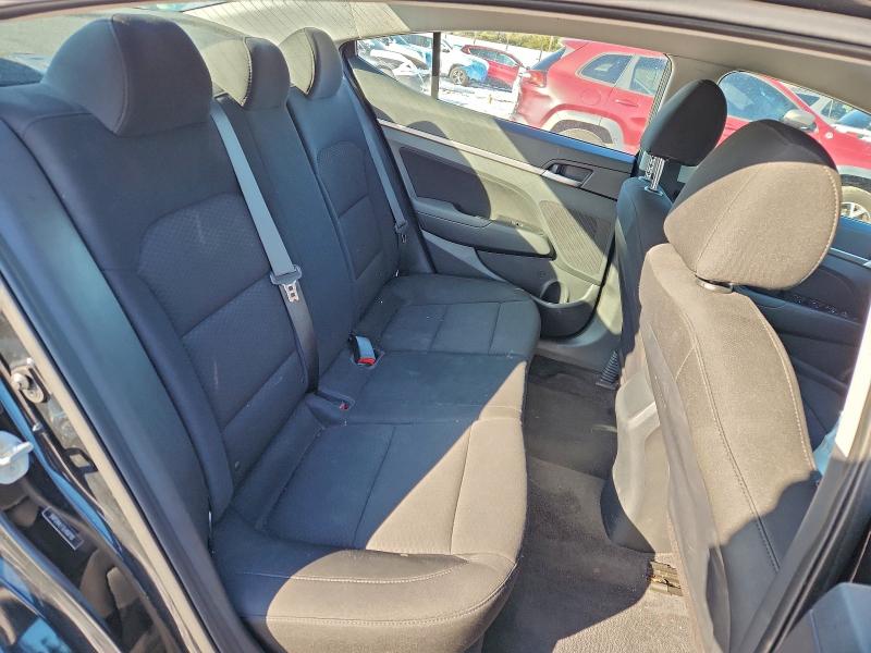 Фото 10 - HYUNDAI ELANTRA