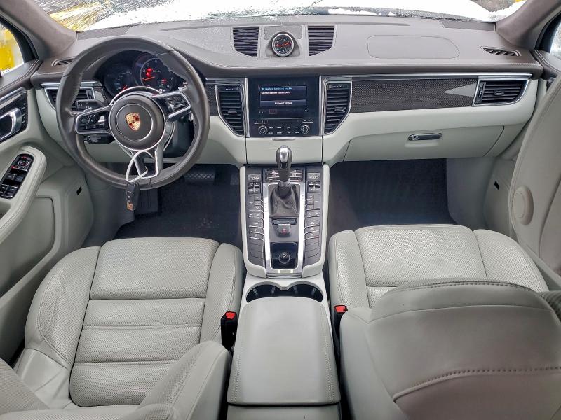 Фото 8 - PORSCHE MACAN