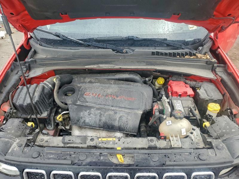 Фото 11 - JEEP RENEGADE