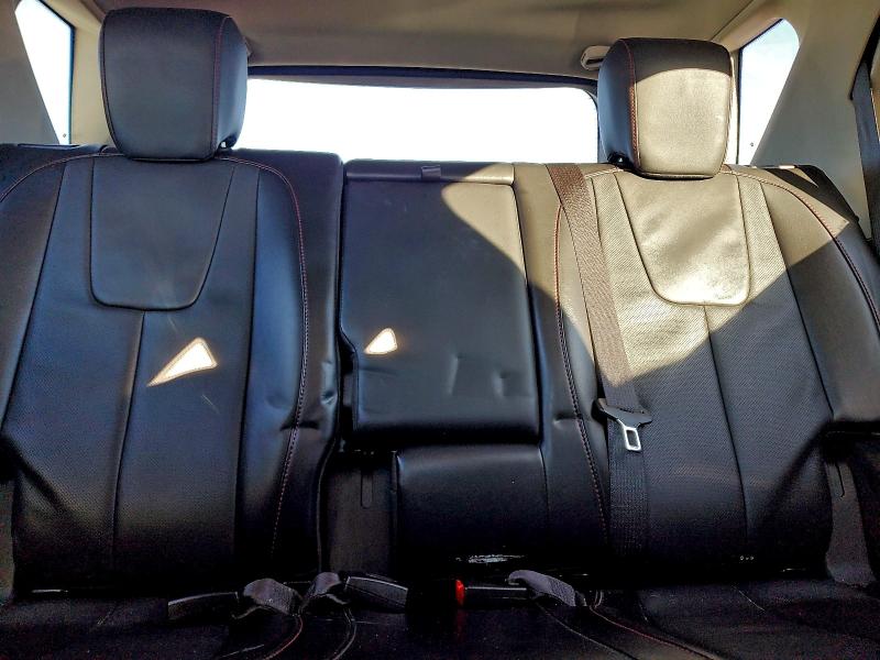 Фото 10 - CHEVROLET EQUINOX