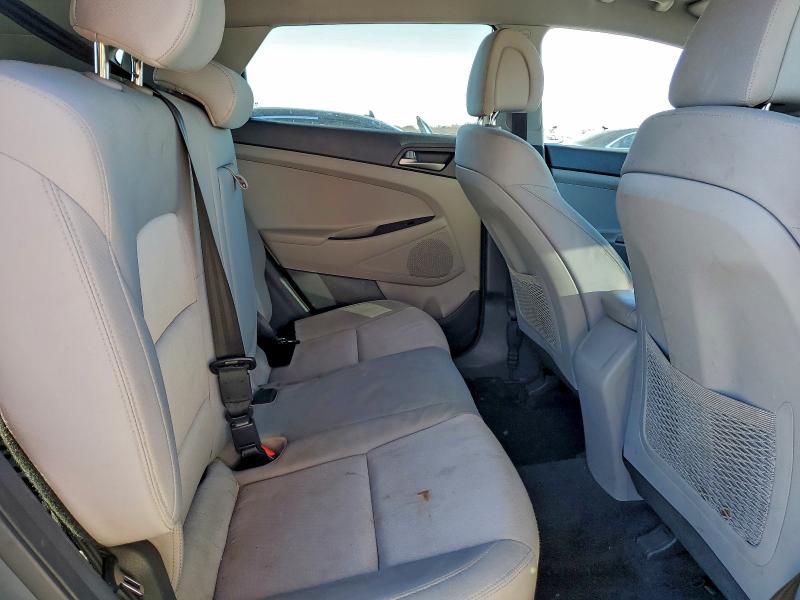 Фото 10 - HYUNDAI TUCSON