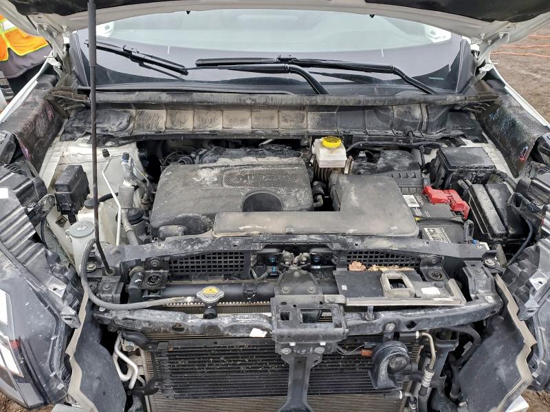 Фото 12 - NISSAN PATHFINDER