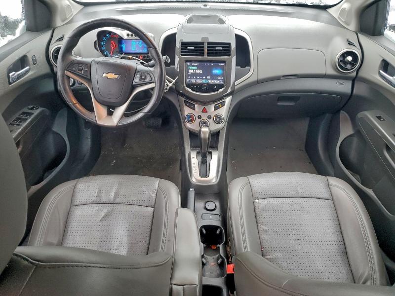 Фото 8 - CHEVROLET SONIC