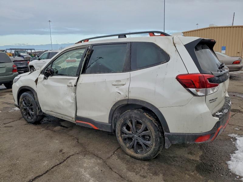 Фото 2 - SUBARU FORESTER