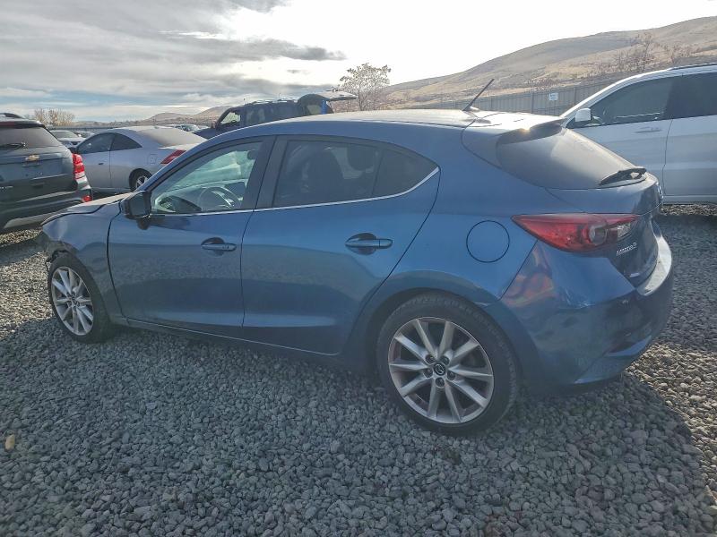 Фото 2 - MAZDA 3