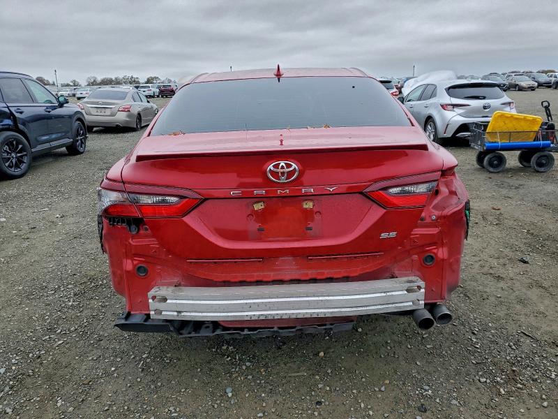 Фото 6 - TOYOTA CAMRY