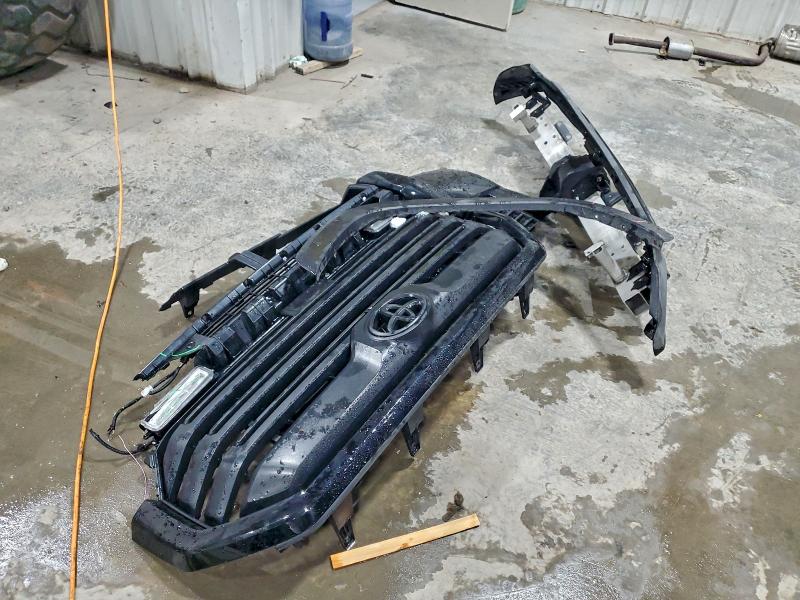 Фото 12 - TOYOTA TUNDRA