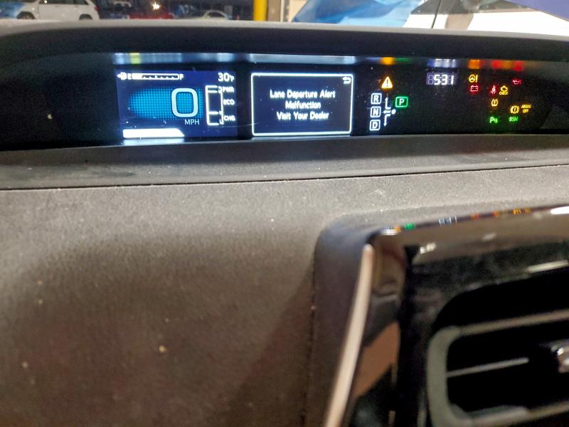 Фото 9 - TOYOTA PRIUS