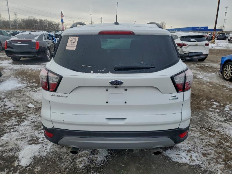 Фото 6 - FORD ESCAPE
