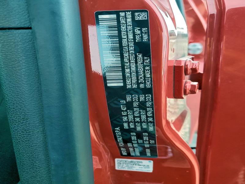 Фото 12 - JEEP RENEGADE