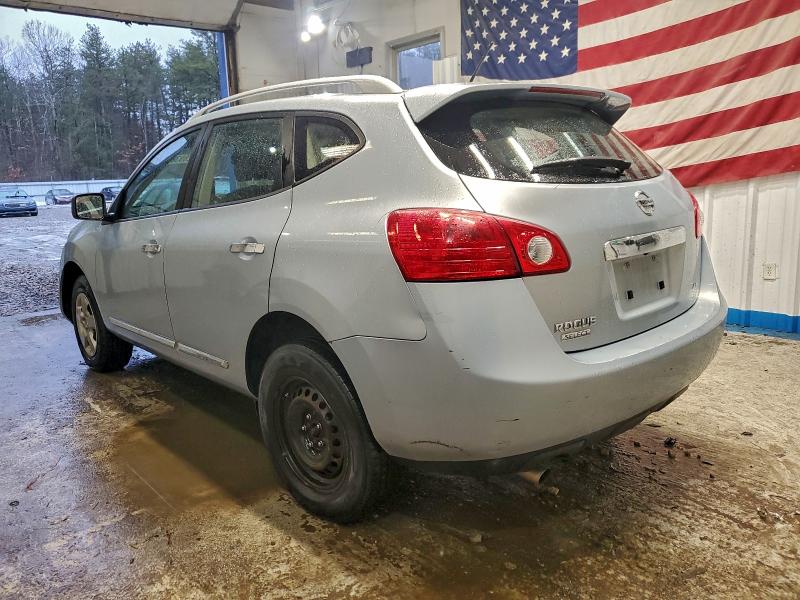 Фото 2 - NISSAN ROGUE