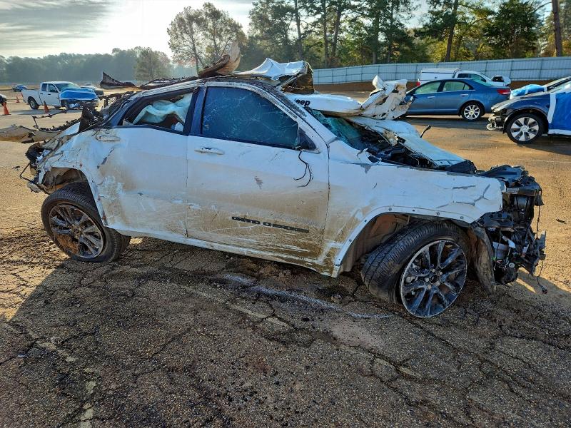 Фото 4 - JEEP GRAND CHER