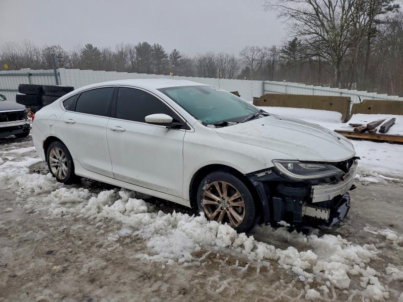 Фото 4 - CHRYSLER 200