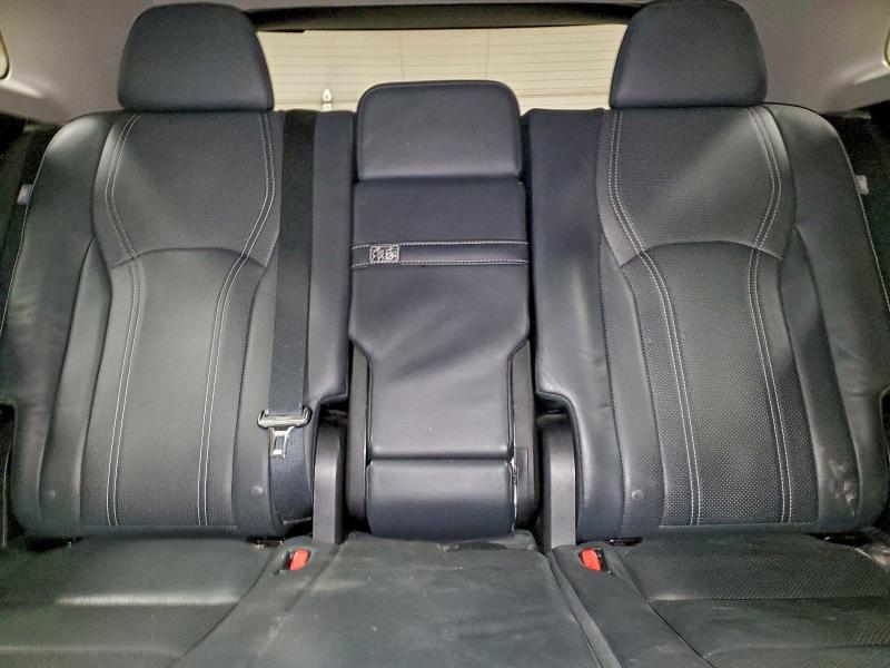 Фото 10 - LEXUS RX350