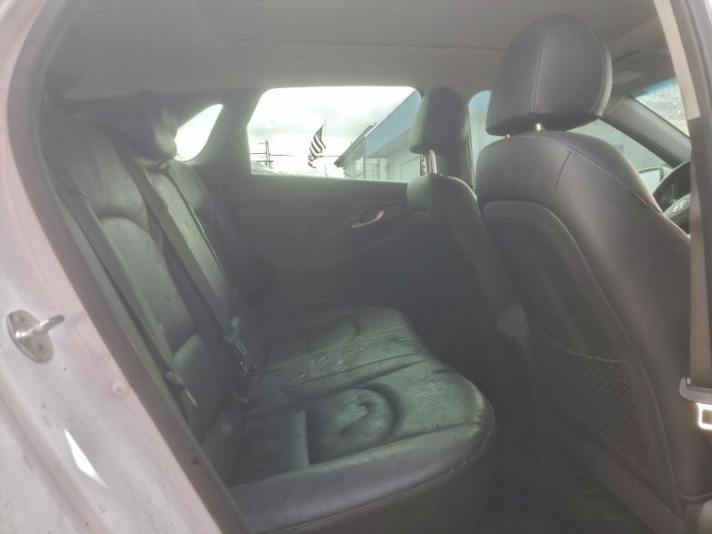 Фото 10 - HYUNDAI ELANTRA