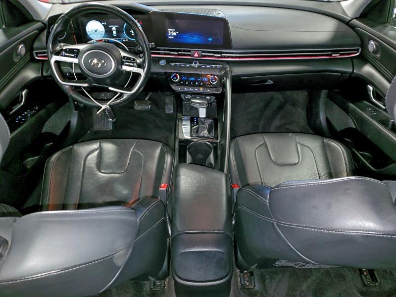 Фото 8 - HYUNDAI ELANTRA