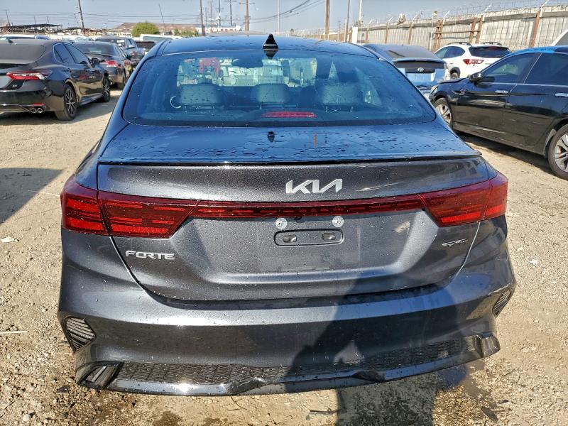 Фото 6 - KIA FORTE