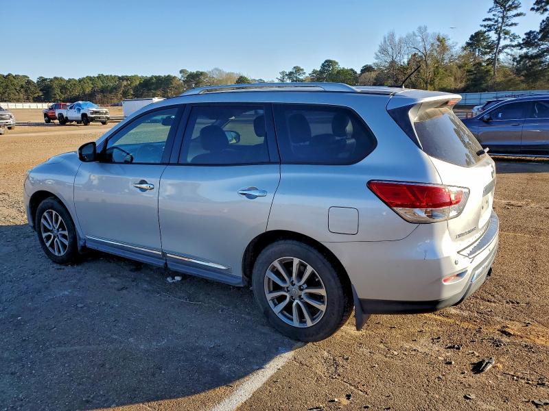 Фото 2 - NISSAN PATHFINDER