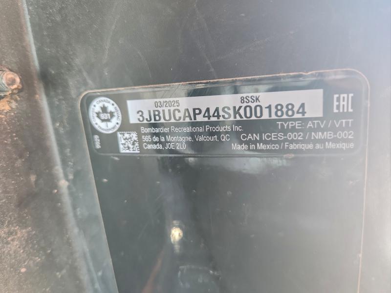 CAN-AM DEFENDER X 2025