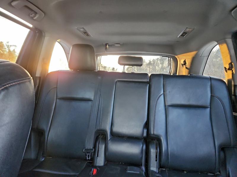 Фото 10 - TOYOTA HIGHLANDER