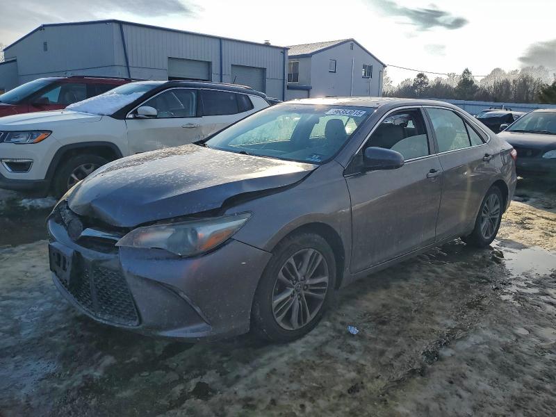 Фото 1 - TOYOTA CAMRY
