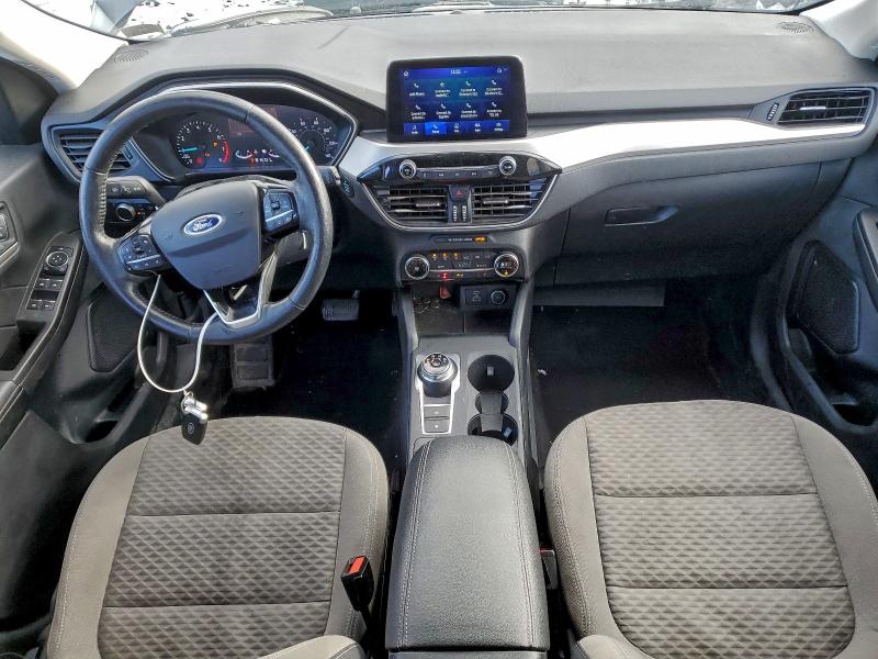 Фото 8 - FORD ESCAPE