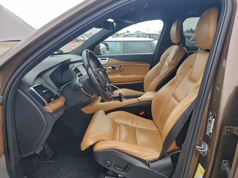 Фото 7 - VOLVO XC90