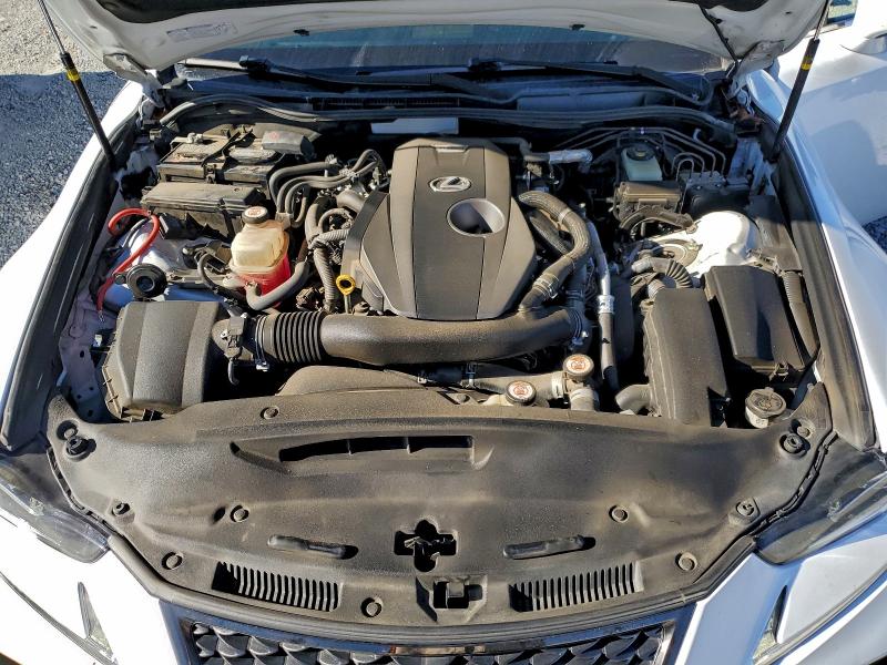 Фото 11 - LEXUS IS